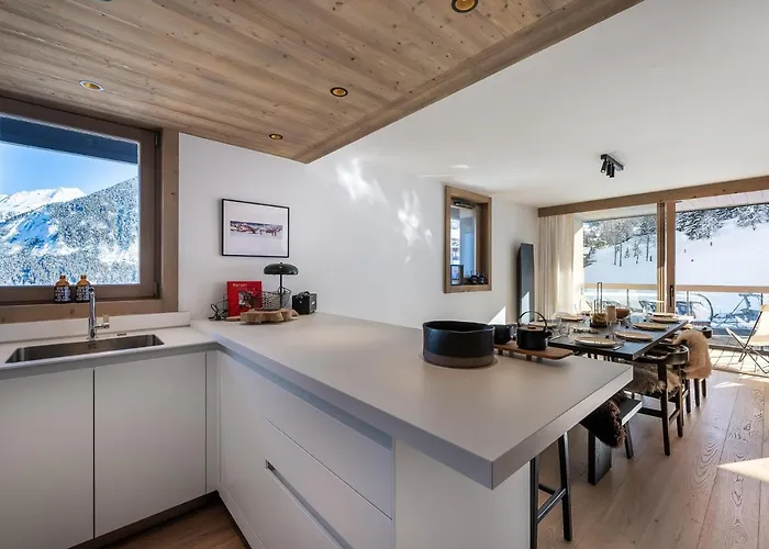 Spacieux Familial A Courchevel, Proche Pistes, Avec Balcon Et Services Inclus - Fr-1-562-76 Apartmán
